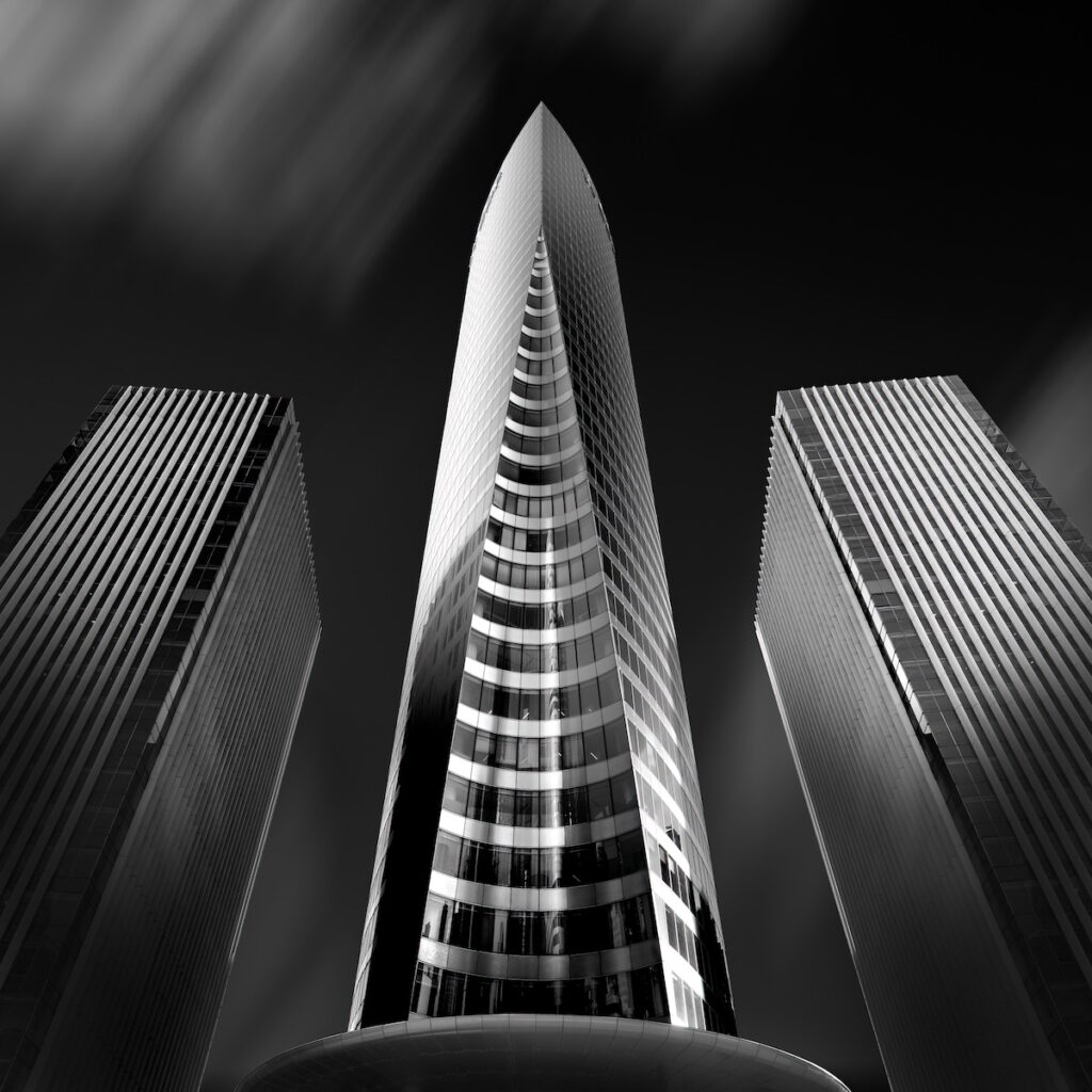 trois gratte-ciels à La Défense, Paris